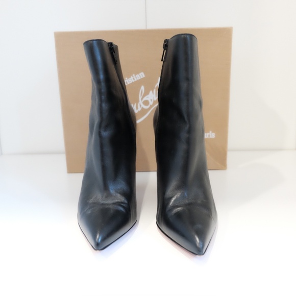 Christian Louboutin - Picture 4 of 6